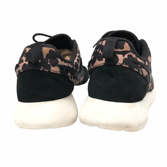 NIKE x Liberty WOMENS ROSHE ONE LIBERTY - Picture 11 of 12